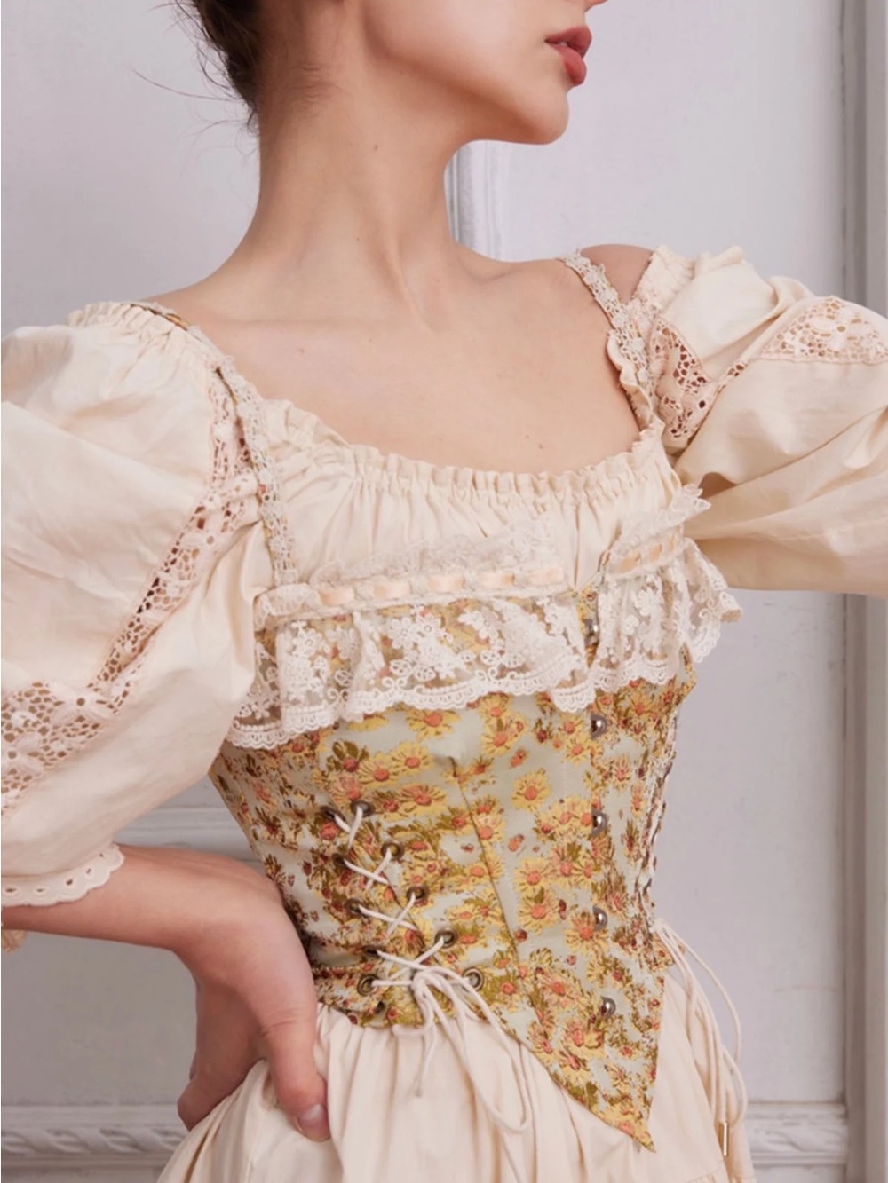 Lacemade Van Gogh corset - Picture 5 of 7